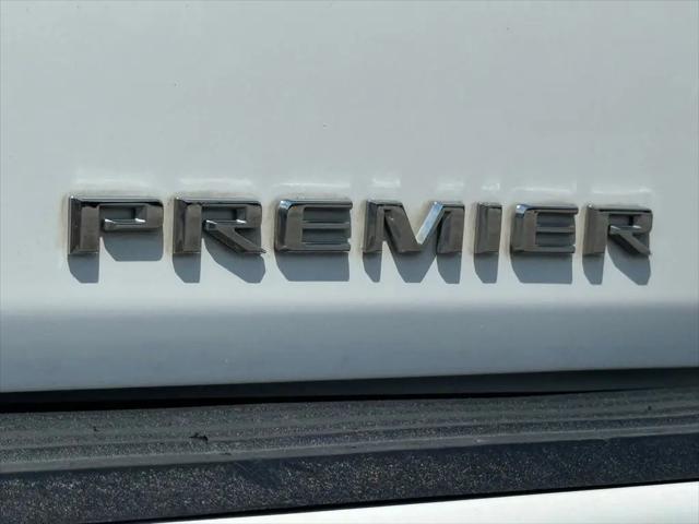 2022 Chevrolet Suburban 2WD Premier