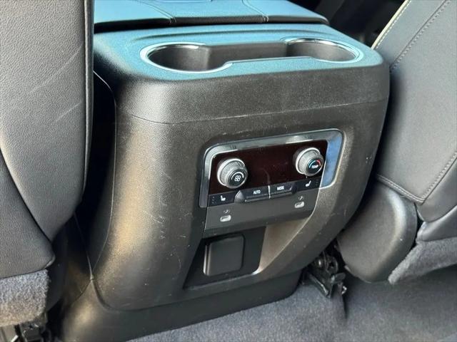 2022 Chevrolet Suburban 2WD Premier