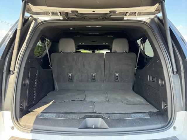 2022 Chevrolet Suburban 2WD Premier