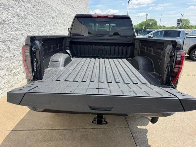2026 GMC Sierra 2500HD Crew Cab, Standard Bed, AT4, 4WD