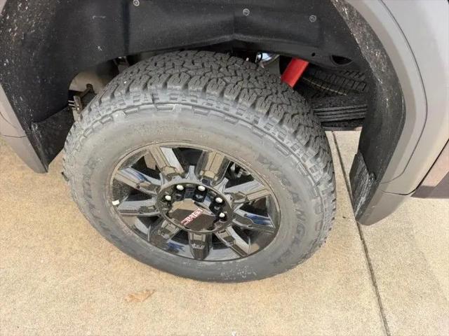 2026 GMC Sierra 2500HD Crew Cab, Standard Bed, AT4, 4WD