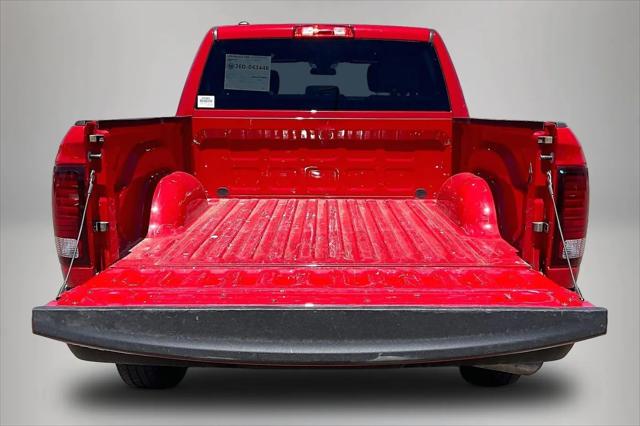 2024 Ram 1500 Classic Warlock Crew Cab 4x4 5'7" Box
