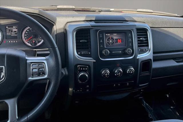2024 Ram 1500 Classic Warlock Crew Cab 4x4 5'7" Box