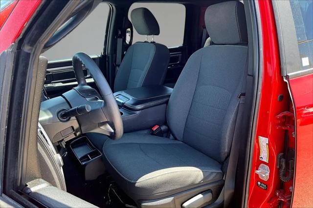 2024 Ram 1500 Classic Warlock Crew Cab 4x4 5'7" Box