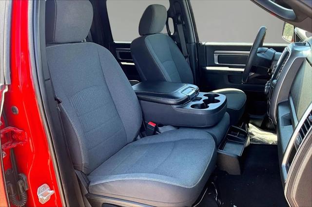 2024 Ram 1500 Classic Warlock Crew Cab 4x4 5'7" Box
