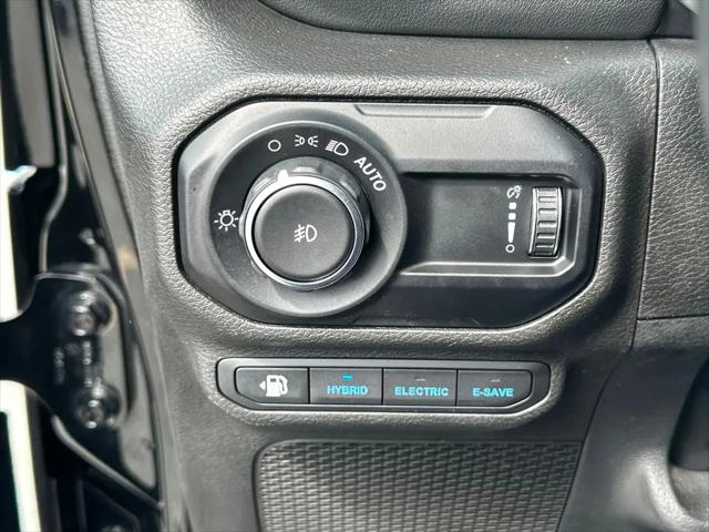 2023 Jeep Wrangler 4xe Sahara 4x4