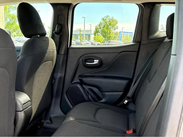 2023 Jeep Renegade Latitude 4x4
