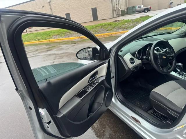 2015 Chevrolet Cruze LS Auto