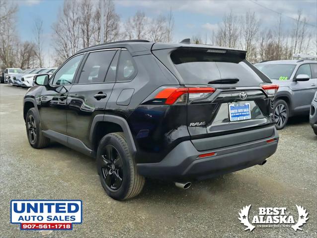 2022 Toyota RAV4 XLE