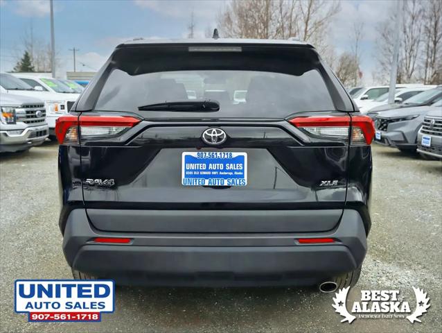 2022 Toyota RAV4 XLE