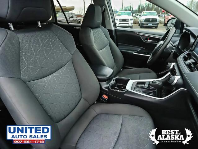 2022 Toyota RAV4 XLE