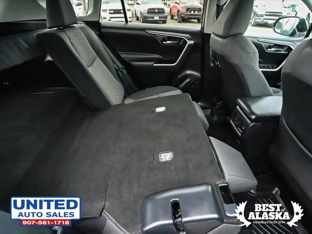 2022 Toyota RAV4 XLE