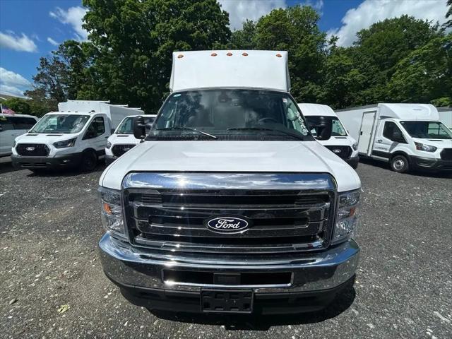 2027 Ford E-Series Cutaway E-Series Cutaway