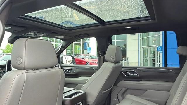 2023 GMC Yukon XL 4WD SLT