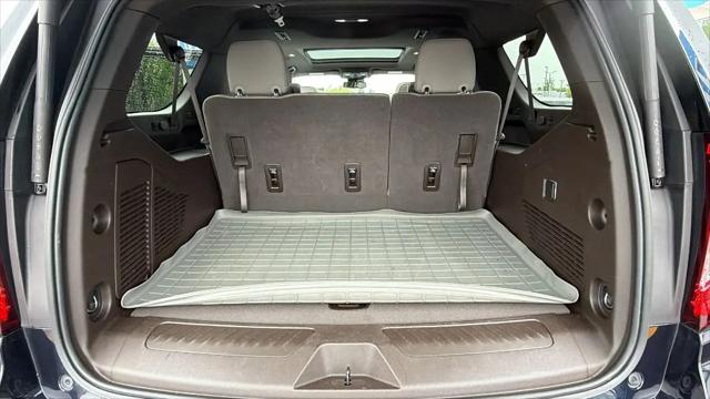 2023 GMC Yukon XL 4WD SLT