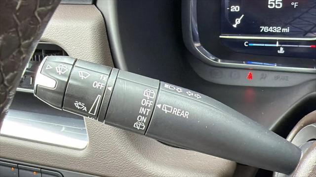 2023 GMC Yukon XL 4WD SLT
