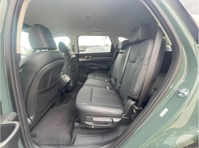 2026 Kia Sorento Hybrid EX AWD
