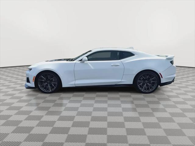 2023 Chevrolet Camaro RWD Coupe ZL1
