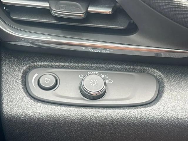 2026 Buick NV Preferred FWD