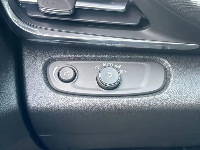 2026 Buick NV Preferred FWD