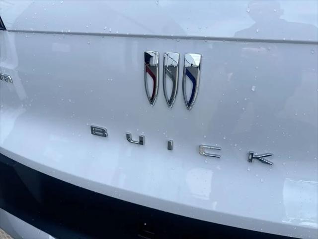 2026 Buick NV Preferred FWD