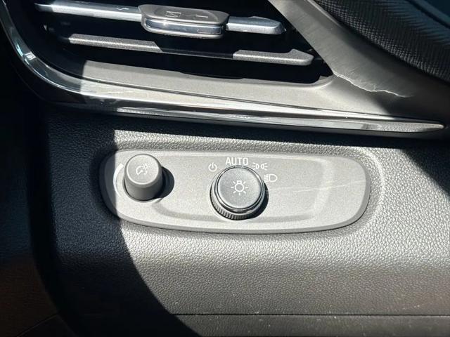 2026 Buick NV Preferred FWD