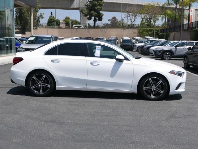 2022 Mercedes-Benz A 220 A 220