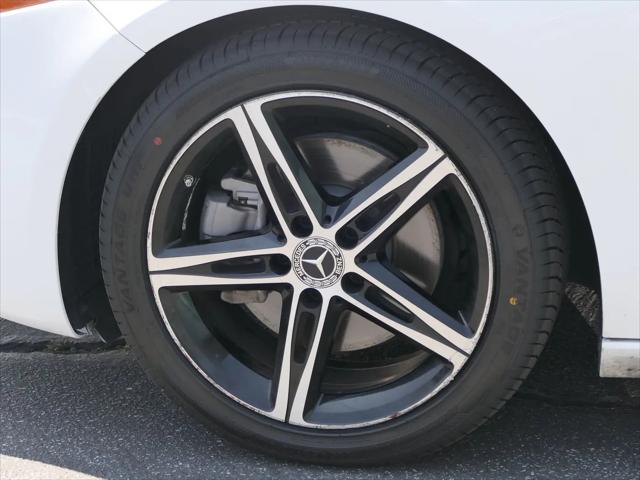 2022 Mercedes-Benz A 220 A 220