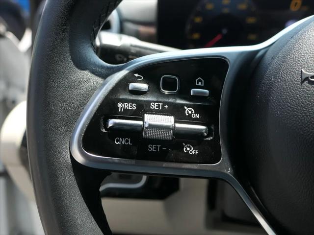2022 Mercedes-Benz A 220 A 220