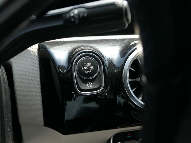 2022 Mercedes-Benz A 220 A 220