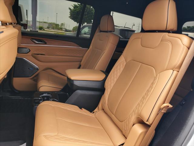 2023 Jeep Grand Cherokee L Summit Reserve