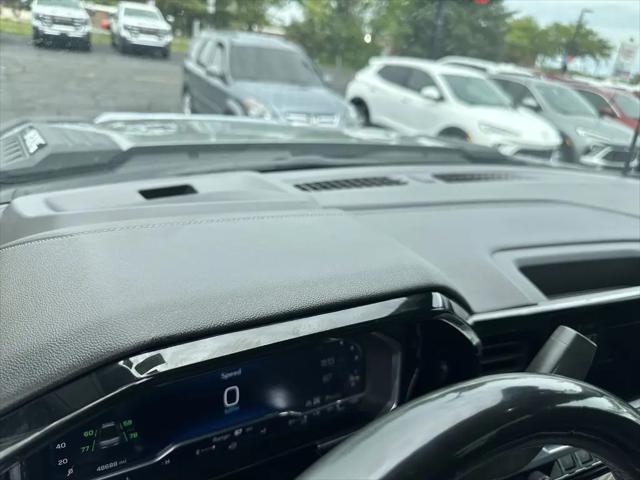 2024 Chevrolet Silverado 3500HD 4WD Crew Cab Standard Bed LT