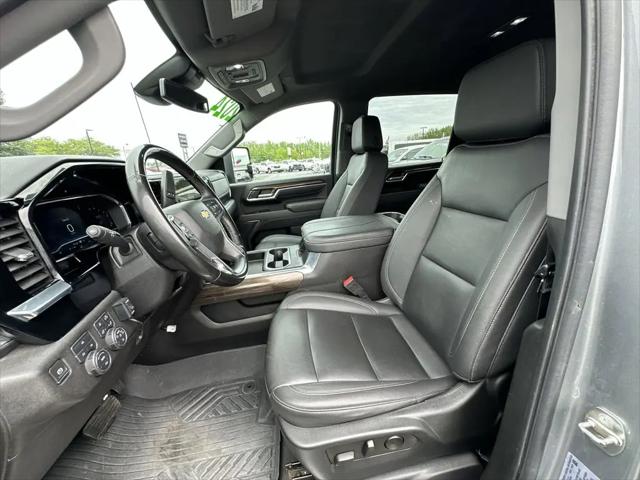2024 Chevrolet Silverado 3500HD 4WD Crew Cab Standard Bed LT