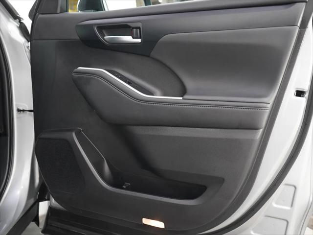 2025 Toyota Highlander XSE