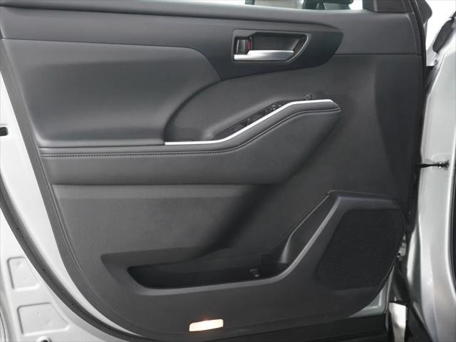 2025 Toyota Highlander XSE