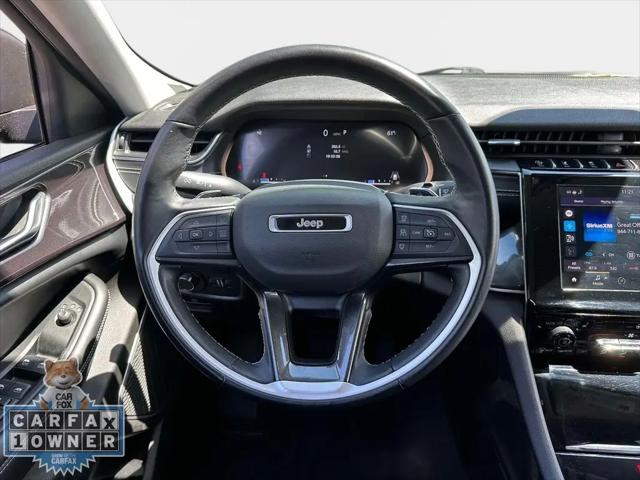 2022 Jeep Grand Cherokee L Laredo 4x4