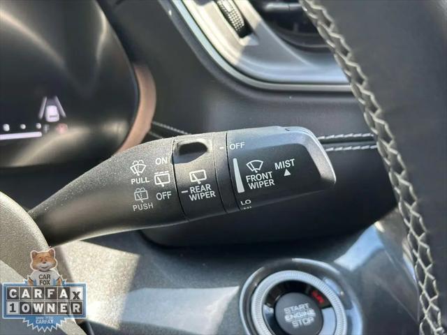 2022 Jeep Grand Cherokee L Laredo 4x4