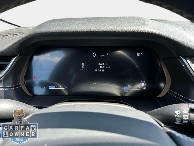2022 Jeep Grand Cherokee L Laredo 4x4