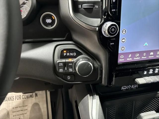 2026 Ram 1500 Lone Star Crew Cab 4x4 5'7" Box