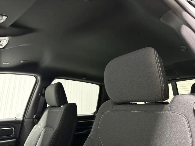 2026 Ram 1500 Lone Star Crew Cab 4x4 5'7" Box