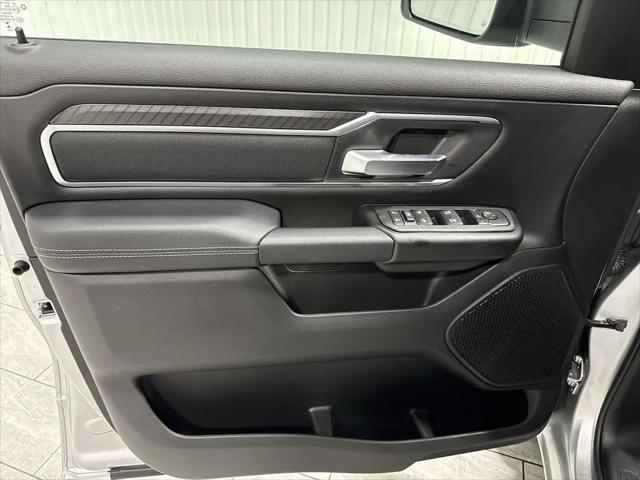2026 Ram 1500 Lone Star Crew Cab 4x4 5'7" Box