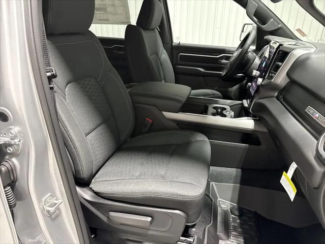 2026 Ram 1500 Lone Star Crew Cab 4x4 5'7" Box