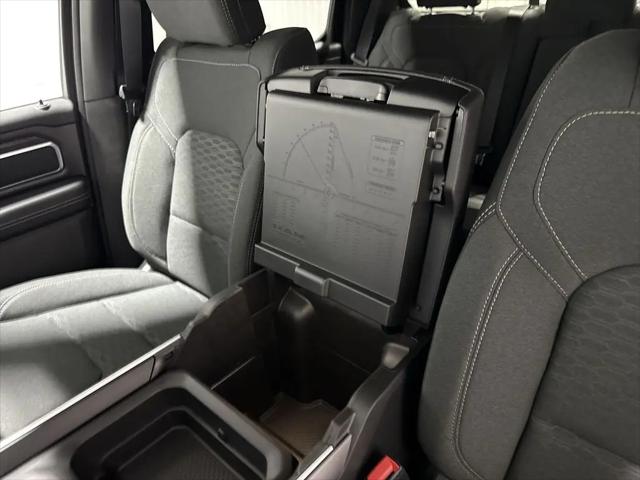2026 Ram 1500 Lone Star Crew Cab 4x4 5'7" Box