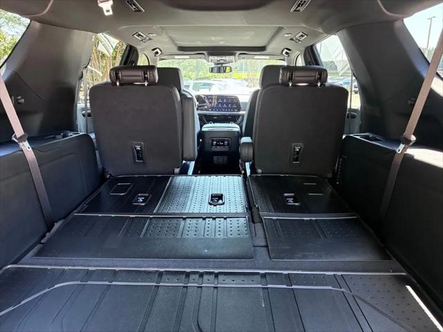 2026 Chevrolet Suburban RST, RWD