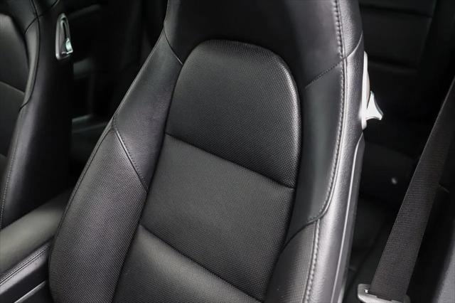 2018 Porsche 911 Carrera