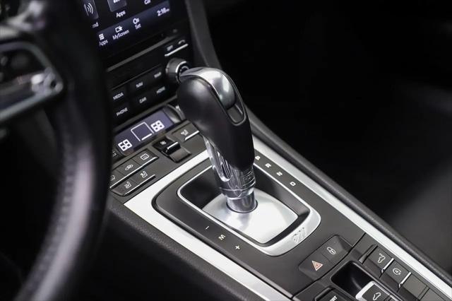 2018 Porsche 911 Carrera