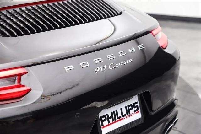 2018 Porsche 911 Carrera