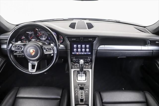 2018 Porsche 911 Carrera