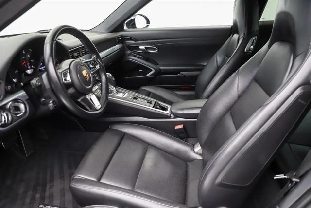 2018 Porsche 911 Carrera