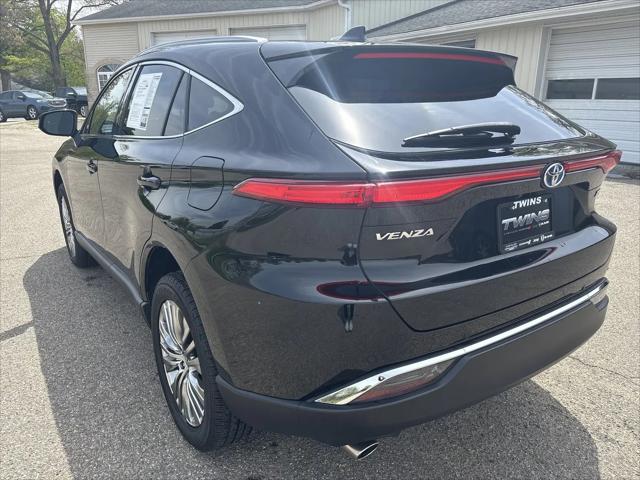 2023 Toyota Venza XLE